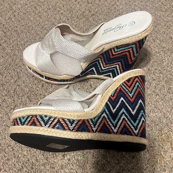 Cute Colorful Wedges - Picture 4 of 5